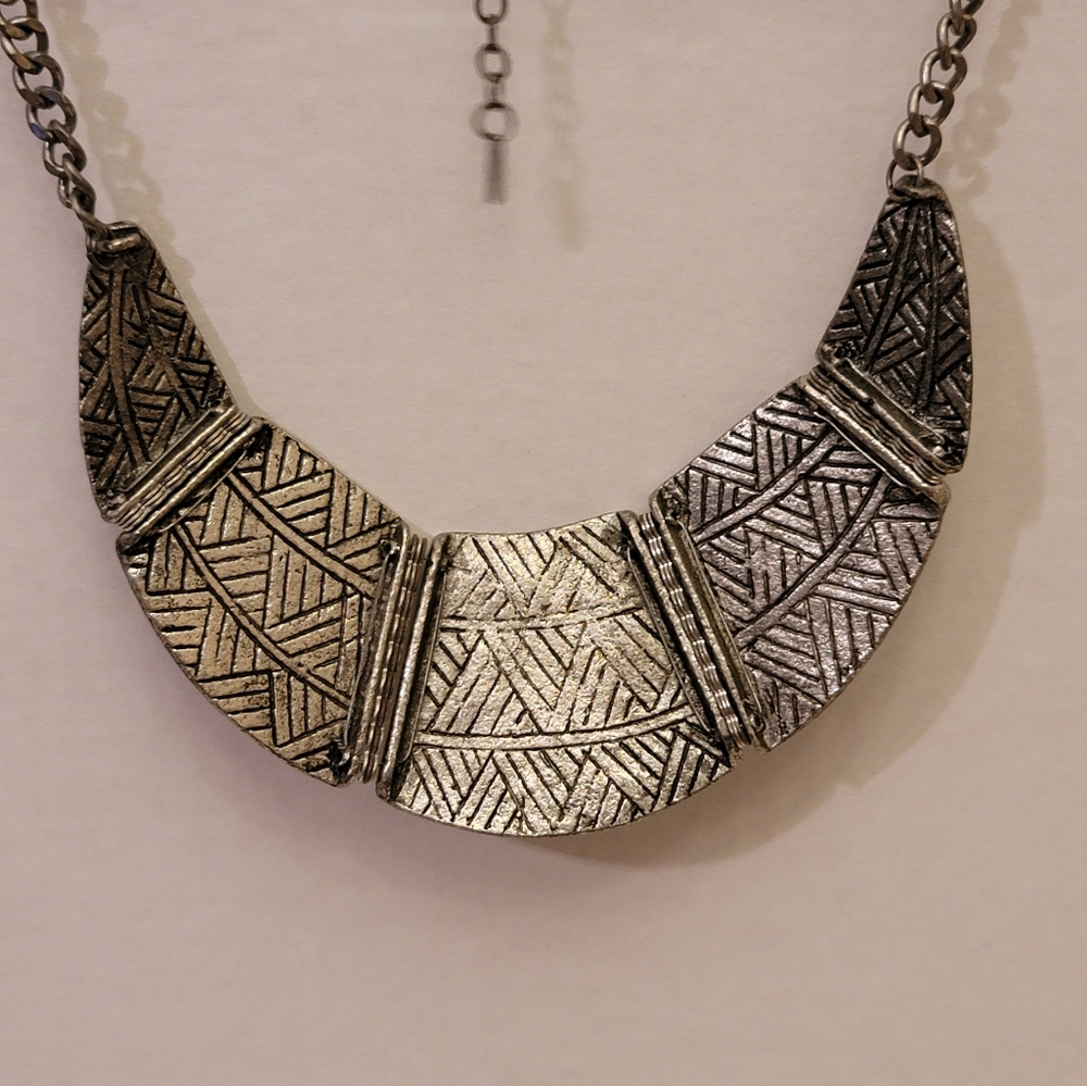 ZARA Animal print embroidery necklace. GUC. 9.5" long. Pendant is 6" across. - Picture 2 of 8